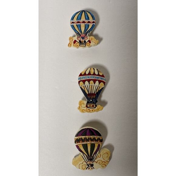 Lot of 11 Novelty Button Covers Hot Air Balloon Roses Skate Zebra Jar of Honey - Picture 5 of 7